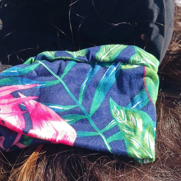 NWOT Long layered wig with interchangeable cloth headband. Light and dark brown - Picture 8 of 8